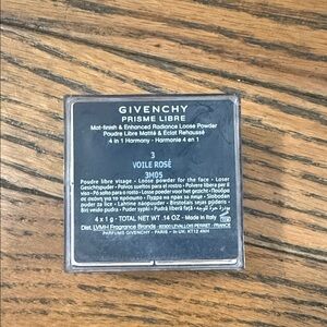 Givenchy Prisme Libre Loose Powder in Voile Rosé